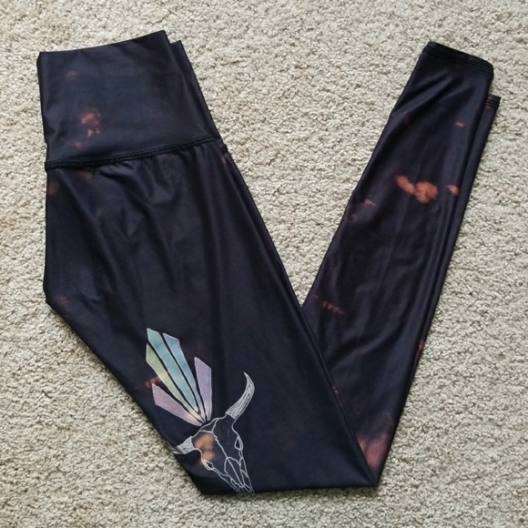 teeki Pants - Teeki "Buffalo Princess" yoga leggings